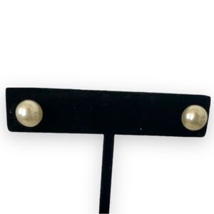 036: Vintage Faux pearl earrings